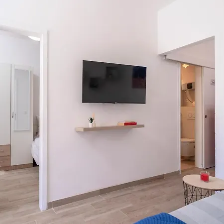 In - Zf Hvar Hvar Town